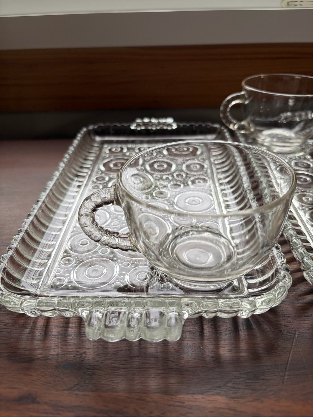 Set of 4 Anchor Hocking Colonial Lady Snack Plate/cups 1950's 10x6 inches Clear